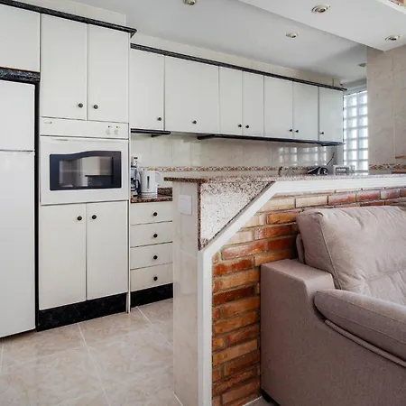 2 Bedroom Gorgeous In Apartment Oropesa del Mar